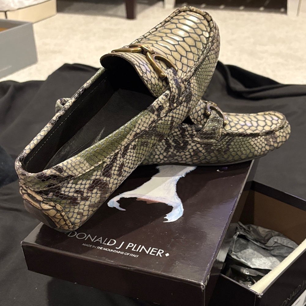 Donald J Pliner Reptile Pattern Loafers